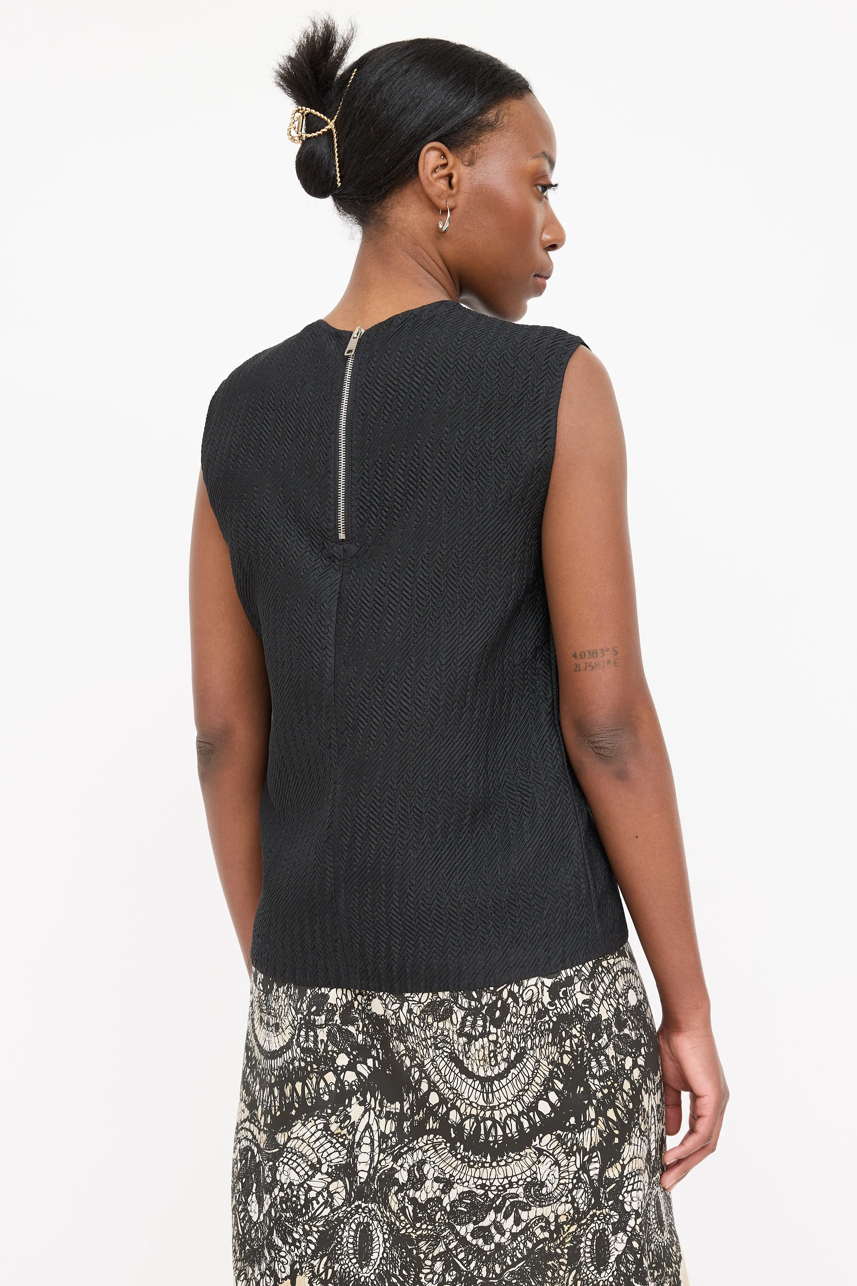 2014 Nylon Pleated Top