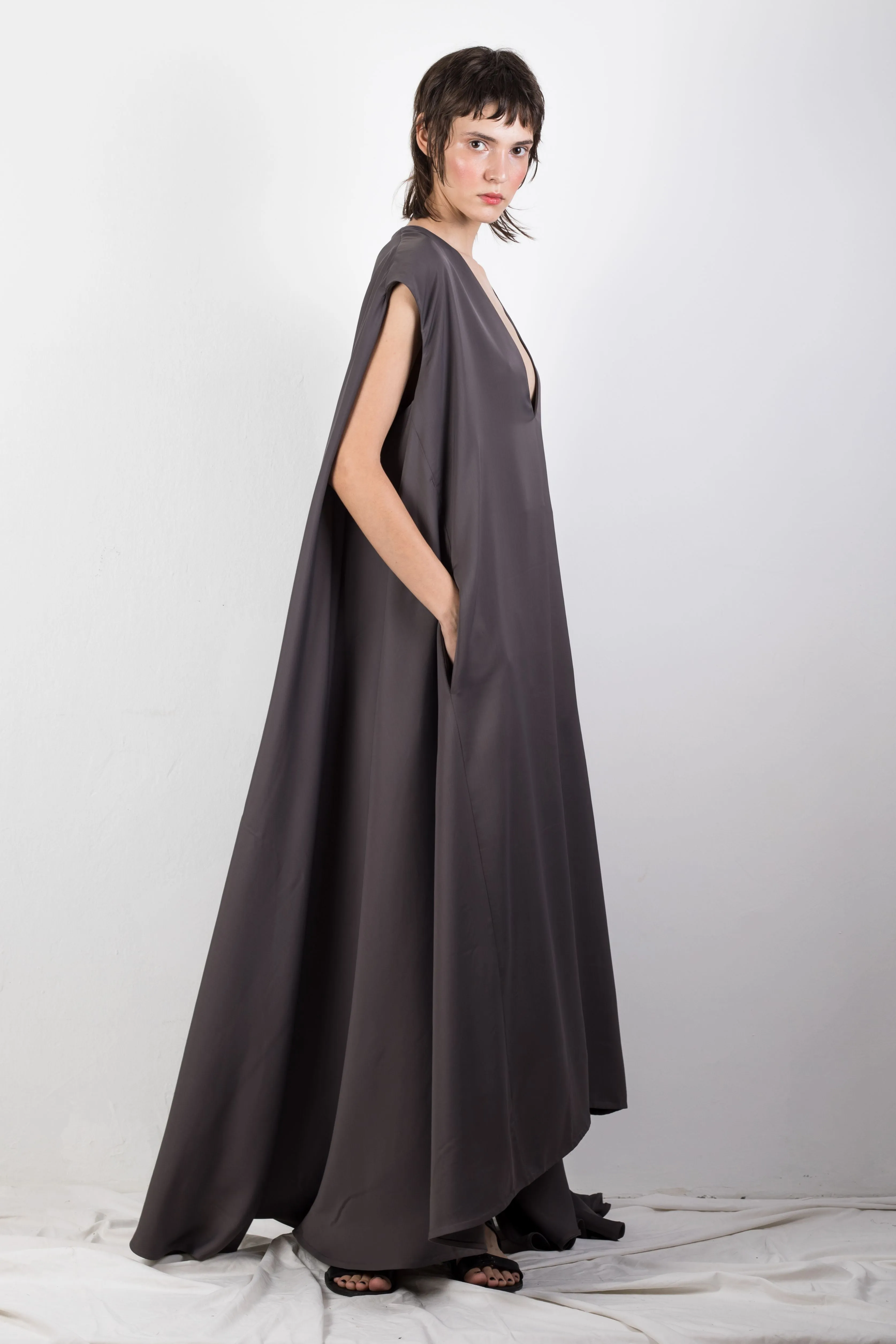 V-neck cupro dress